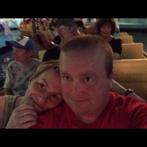 Meet your Posher, Gregory